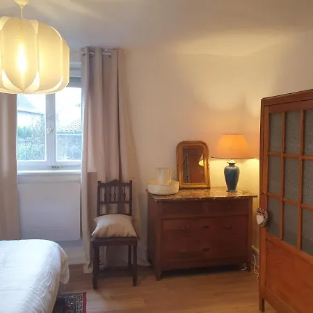 Au Jardin De Lucie Holiday home *